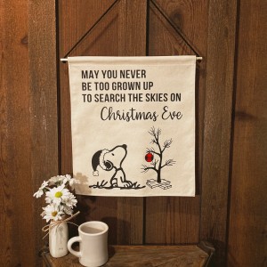 10 Special And Unique Snoopy Gifts For Mom In 2022 8