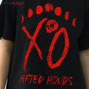 Fans of The Weeknd 2022 Tour Must Have These Items 3